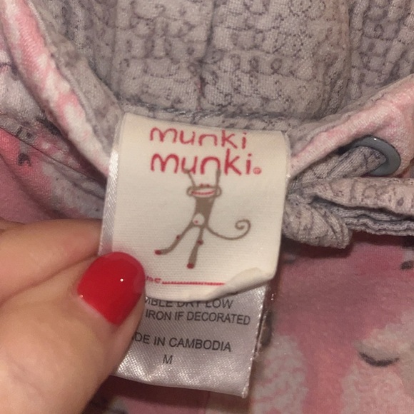 Munki Munki sheep themed pink and grey pajama set, flannel size Med / Large - Picture 8 of 11